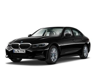Second-hand BMW 320e Advantage 204 CP (150 kW) 2021 Negru Berlinǎ