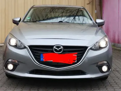 Gebraucht Mazda 3 120 PS (88 kW) 2015 Silber Limousine