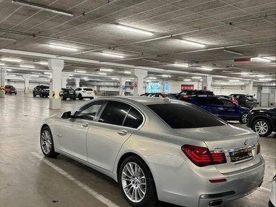 BMW 740