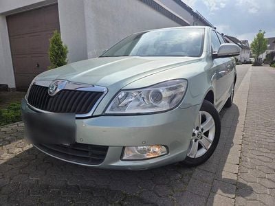 Second-hand Skoda Octavia Elegance 105 CP (77 kW) 2010 Argintiu Break