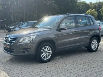 Gebraucht VW Tiguan 150 PS (110 kW) 2010 Grau SUV