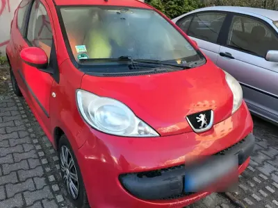 Gebraucht Peugeot 107 68 PS (50 kW) 2006 Rot Kleinwagen