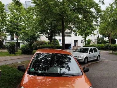 Gebraucht Renault Twingo Expression 64 PS (47 kW) 2009 Orange Kleinwagen