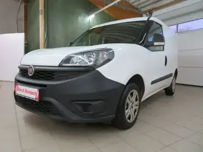Usata Fiat Doblò Basis 80 CV (58 kW) 2021 Bianco Monovolume