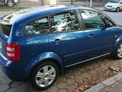 Blau Gebraucht 2004 Audi A2 Design Kleinwagen | 6.500 € (Teuer)