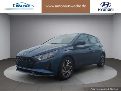 Gebraucht Hyundai i20 Trend 101 PS (74 kW) 2025 Farbe: blau Limousine