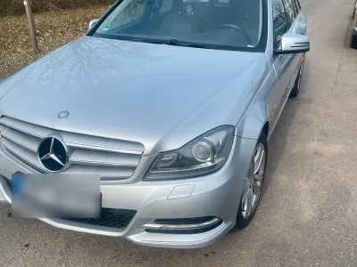 Gebraucht Mercedes 220 170 PS (125 kW) 2011 Silber Kombi