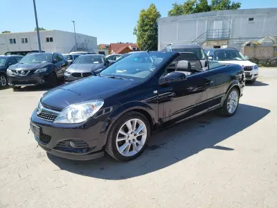 Gebraucht Opel Astra Edition 150 PS (110 kW) 2007 Schwarz Cabrio