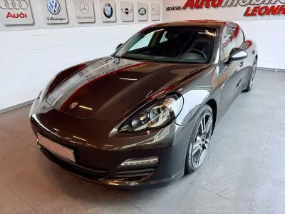 Usata Porsche Panamera Sport 250 CV (183 kW) 2011 Grigio Berlina