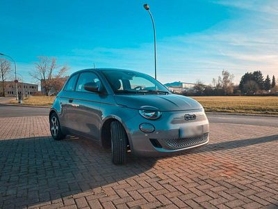 Usata Fiat 500e Passion 86 kW (118 CV) 2021 Grigio Utilitaria