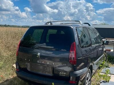 Peugeot 807