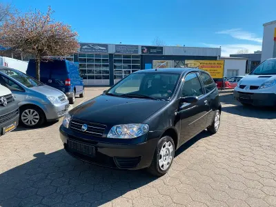 Usata Fiat Punto 60 CV (44 kW) 2006 Nero Utilitaria