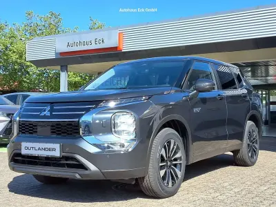 Neu Mitsubishi Outlander P-HEV Diamant Edition 306 PS (225 kW) 2026 Grau SUV