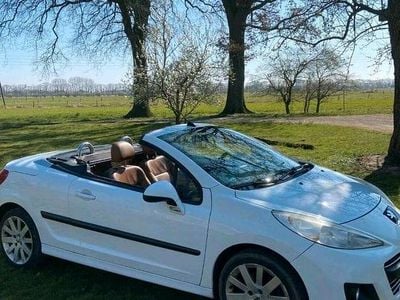 Usata Peugeot 207 CC 122 CV (89 kW) 2011 Bianco Cabrio