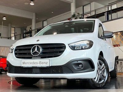 Gebraucht Mercedes Citan 112 116 PS (85 kW) 2023 Weiß Van / Kleinbus