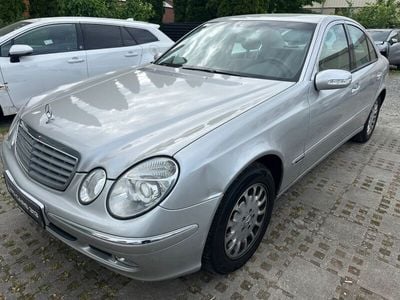 Mercedes E200
