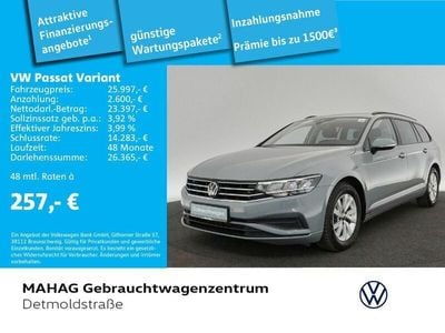 Gebraucht VW Passat Basis 150 PS (110 kW) 2023 Mondsteingrau Kombi