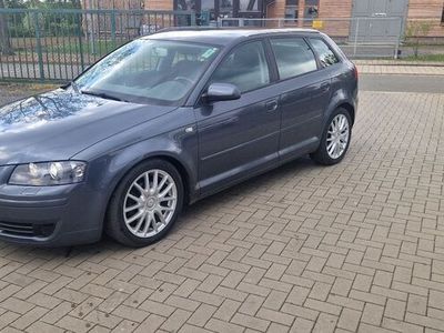 gebraucht Audi A3 Sportback 2.0 TDI Attraction