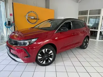 Gebraucht Opel Grandland X 131 PS (96 kW) 2023 Rot SUV