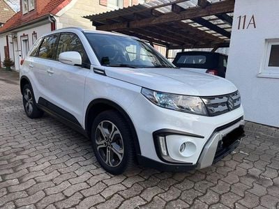 Gebraucht Suzuki Vitara Comfort+ 129 PS (94 kW) 2017 Weiß SUV