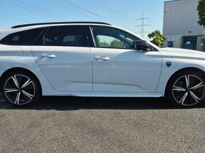 Gebraucht Peugeot 308 SW GT 131 PS (96 kW) 2024 Weiß Kombi