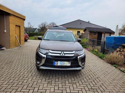 Usata Mitsubishi Outlander Top 150 CV (110 kW) 2016 Marrone SUV