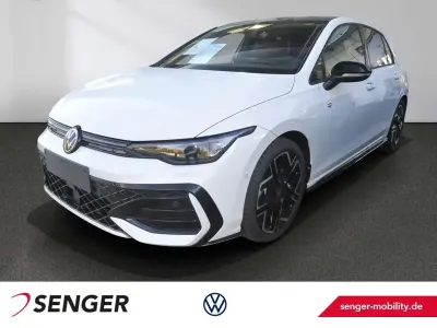 Nouvelle VW Golf VIII Design 150 ch (110 kW) 2026 Blanc Berline