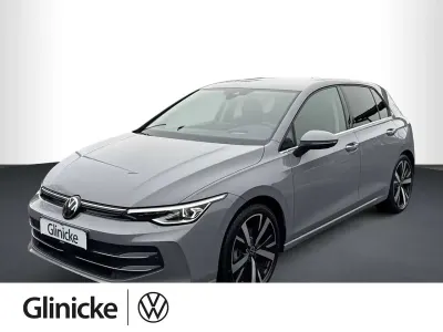Gebraucht VW Golf VIII Style 150 PS (110 kW) 2025 Grau Limousine