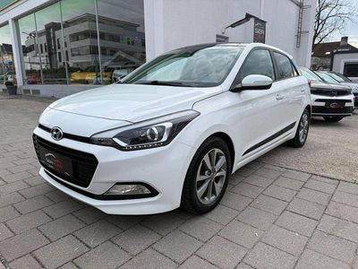 Gebraucht Hyundai i20 YES! 120 PS (88 kW) 2017 Weiß Limousine