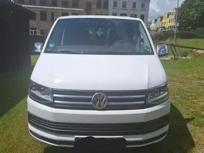 Gebraucht VW Multivan Comfortline 102 PS (75 kW) 2016 Weiß Van / Kleinbus