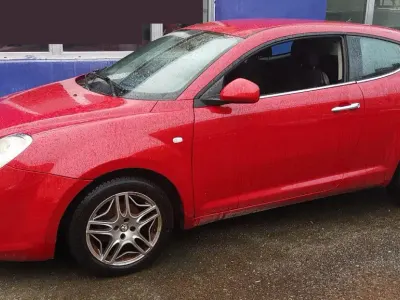 Gebraucht Alfa Romeo MiTo 95 PS (69 kW) 2010 Rot Kleinwagen
