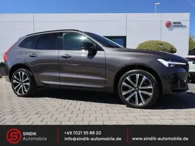 Begagnad Volvo XC60 R-Design 392 HK (288 kW) 2021 Grå SUV