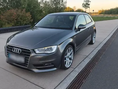 Gebraucht Audi A3 S-Line 150 PS (110 kW) 2015 Grau Limousine