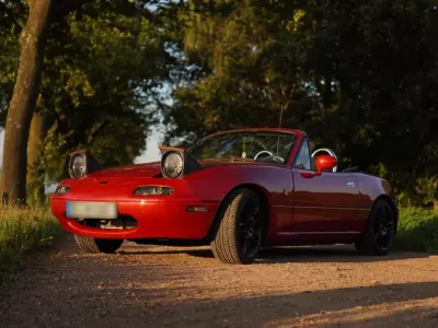 Gebraucht Mazda MX5 90 PS (66 kW) 1996 Rot Cabrio