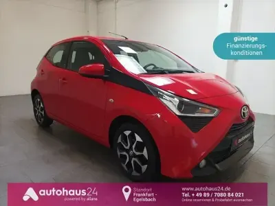 Gebraucht Toyota Aygo Team 72 PS (52 kW) 2021 Rot Kleinwagen