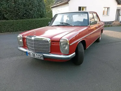 Gebraucht Mercedes W115 55 PS (40 kW) 1974 Rot Limousine