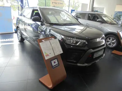 Neu KGM Tivoli 163 PS (119 kW) 2026 Schwarz SUV