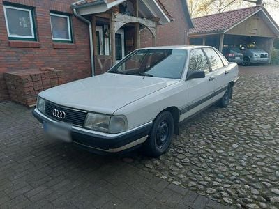 Second-hand Audi 100 115 CP (84 kW) 1986 Alb Berlinǎ