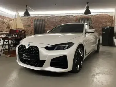 Gebraucht BMW 420 Coupé M Sport 190 PS (139 kW) 2025 Weiß Coupé