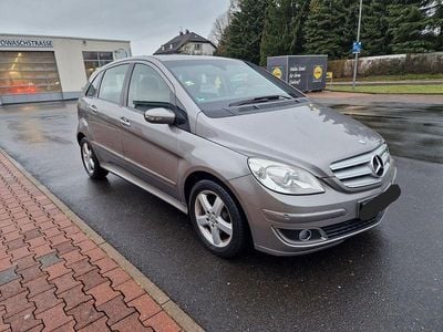 Usata Mercedes B200 136 CV (100 kW) 2007 Grigio Monovolume