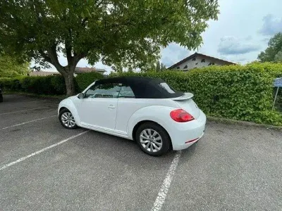 Gebraucht VW Beetle CLUB 105 PS (77 kW) 2014 Weiß Kleinwagen