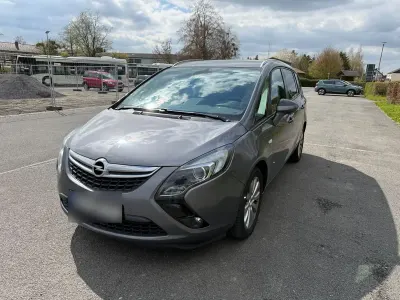 Gebraucht Opel Zafira Tourer 136 PS (100 kW) 2016 Schwarz Van / Kleinbus