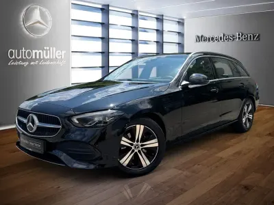 Gebraucht Mercedes C200 Avantgarde 163 PS (119 kW) 2024 Schwarz Limousine