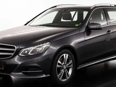 Gebraucht Mercedes E350 Avantgarde 258 PS (189 kW) 2015 Tenoritgrau  metalliclack Kombi