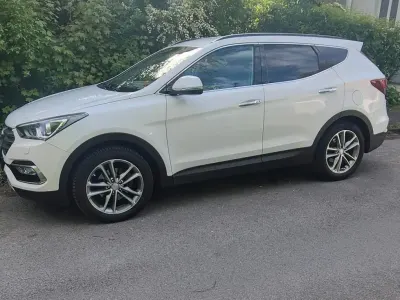 Gebraucht Hyundai Santa Fe 200 PS (147 kW) 2016 Weiß SUV