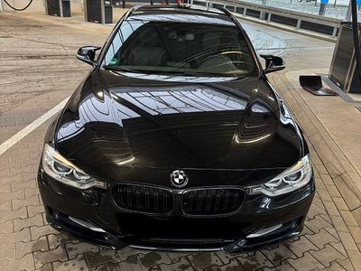 Gebraucht BMW 328 Sport Line 245 PS (180 kW) 2014 Schwarz Kombi