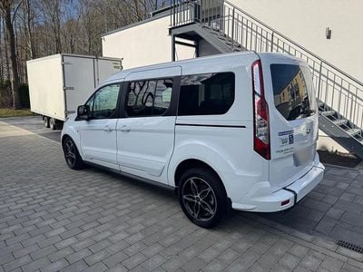 Gebraucht Ford Tourneo Connect 120 PS (88 kW) 2016 Weiß Van / Kleinbus