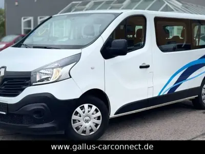 Gebraucht Renault Trafic Expression 121 PS (88 kW) 2019 Gletscherweiss Van / Kleinbus