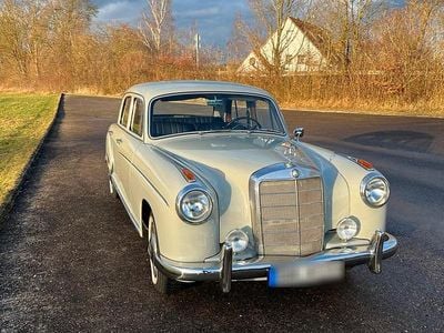 Second-hand Mercedes 220 115 CP (84 kW) 1959 Gri Berlinǎ