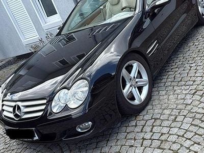 Schwarz Gebraucht 2007 Mercedes SL500 Cabrio | 17.000 €